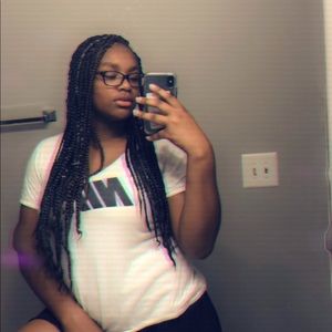 Meet your Posher, Bobbi